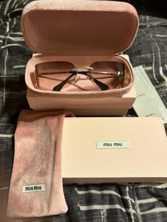 Miu Miu Accessories - Miu Miu Pink Gradient Lens Sunglasses with Pink Velvet Case